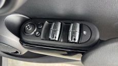 MINI Hatchback 1.5 Cooper Classic 5dr Auto Petrol Hatchback